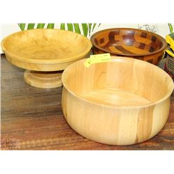 COLLECTION OF HAND MADE WOOD BOWLS