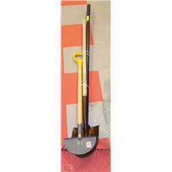 3 GARDEN TOOLS INCL SHOVEL ,RAKE AND PITCHFORK