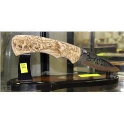 LARGE DECORATIVE WOLFKNIFE WITH STAND