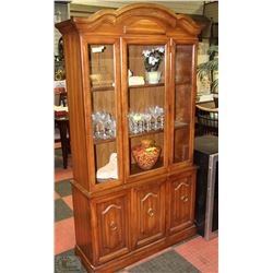 BUFFET & HUTCH WITH INTERNAL LIGHTING