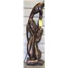 Image 1 : SHOWHOME 3 WOMEN SCULPTURE 30" TALL