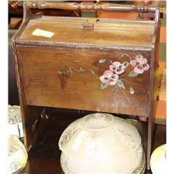 VINTAGE HAND PAINTED MAGAZINE RACK
