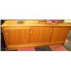Image 1 : TEAK SIDEBOARD