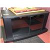 Image 1 : TV STAND