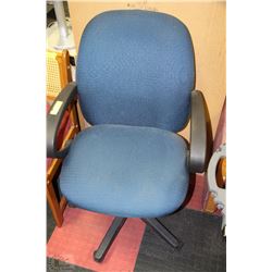 HYDRAULIC LIFT OFFICE CHAIR