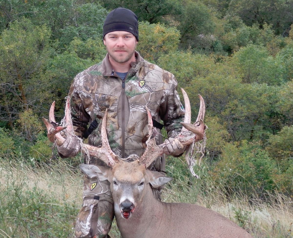 Whitetail deer hunt in Saskatchewan, Canada (5 days)
