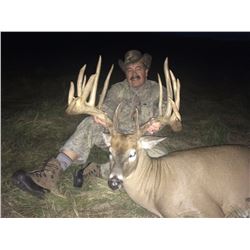 Whitetail deer hunt in Saskatchewan, Canada (5 days)