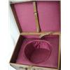 Image 5 : Man's top hat in leather case, sheared beaver