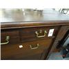 Image 2 : Brass Accent Mahogany Hutch