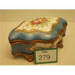 Late 19c trinket box 9x4, serpentine fronted…