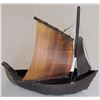 Image 2 : Eskimo Baleen Model Boat