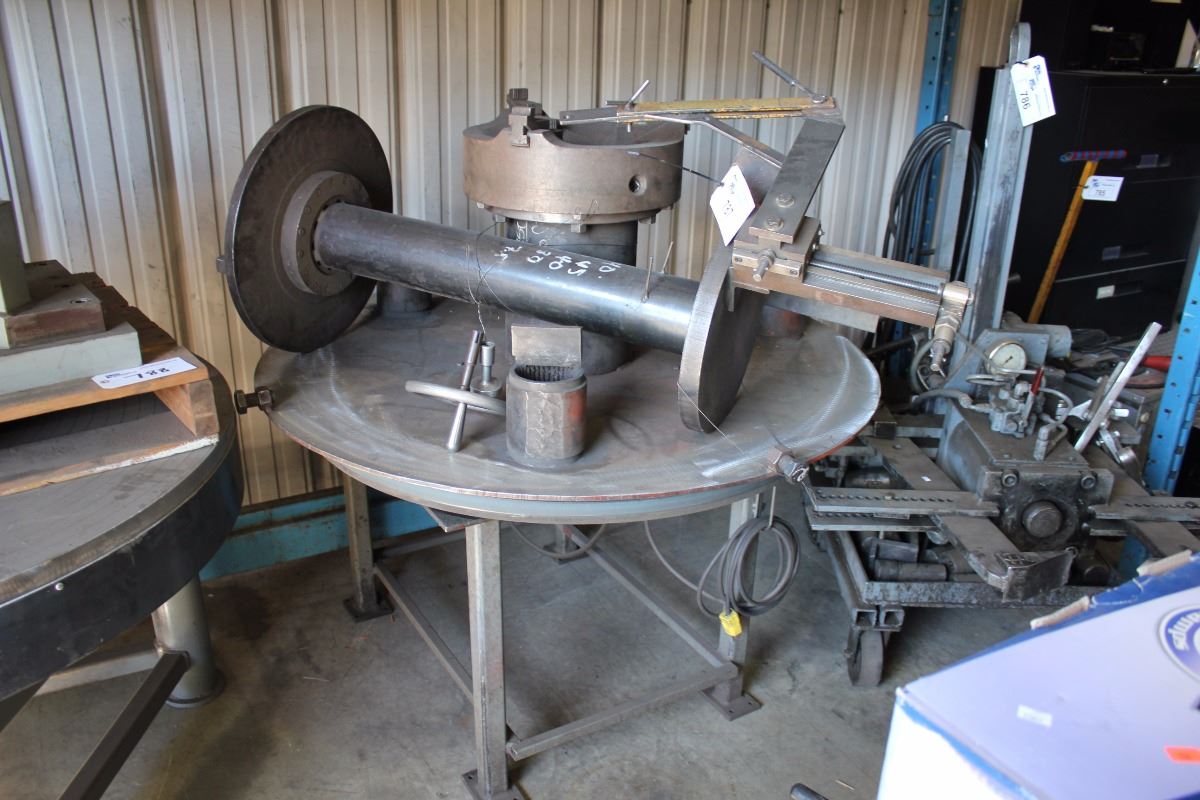 HEAVY DUTY ROTATING WORK TABLE