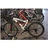 Image 1 : WHITE SCHWINN 24 SPEED FULL SUSPENSION MOUNTAIN BIKE