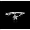 Image 2 : 10KT White Gold 0.10 ctw Diamond Ring