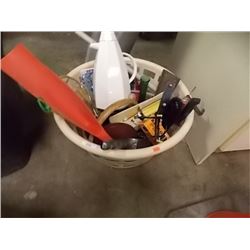 ROUND BASKET OF MISC