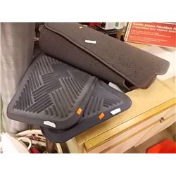 LOT OF CAR MATS