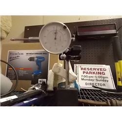 DIAL GUAGE