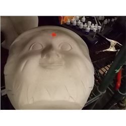 WALLL MOUNTED SUN FACE PLANTER - CEMENT?