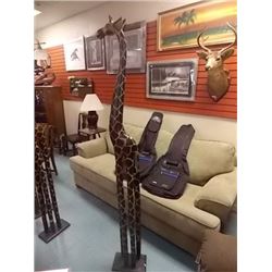 LARGE HAND CRAFTED CARVED GIRAFFE - SPOTTED - 6' TALL - RETAIL $189