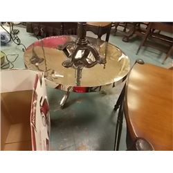 STAINLESS STEEL/CHROME  ROUND COFFEE TABLE