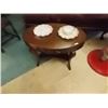 Image 1 : VINTAGE MAHOGANY OVAL PARLOUR TABLE