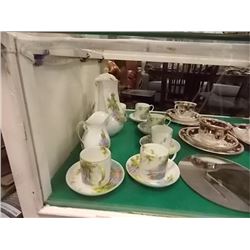 AYNSLEY CHINA SET - 14 PC