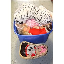 BLUE TOTE OF STUFFED ANIMALS AND DOLLS