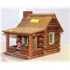Image 1 : MINIATURE LOG CABIN