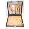 Image 1 : COLLECTIBLE VANITY KIT