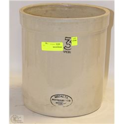 3 GALLON MEDELTA CROCK