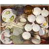 Image 1 : FLAT OF TEA CUPS, SAUCERS, DECORATIVE EGG, WALL