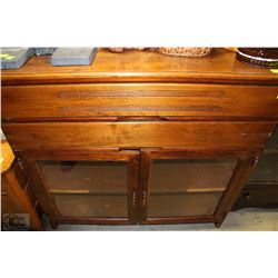 WOOD 2 DRAWER DISPLAY UNIT WITH BOTTOM CUPBOARDS