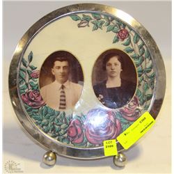 ANTIQUE CIRCLE ROSE DESIGN PICTURE FRAME