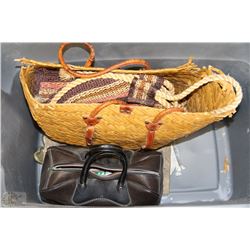 GREY TOTE WITH WICKER PICNIC BAG AND WOVEN BEACH