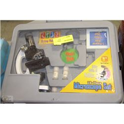 28 PIECE MICROSCOPE SET