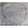 Image 1 : LARGE ESTATE PINWHEEL CRYSTAL BOWL