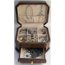 MEDIUM BROWN JEWELRY BOX WITH CONTENTS