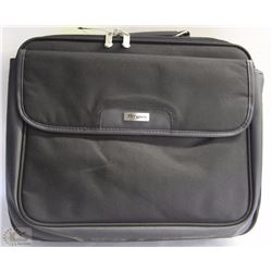 TARGUS 15.4" DELUXE LAPTOP CARRY CASE