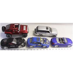LOT OF 5 COLLECTIBLE MODEL CARS