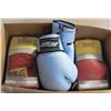 Image 1 : 3 SETS OF BOXING GLOVES SIZE YOUTH