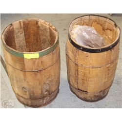 SET OF TWO WOODEN BARRELS