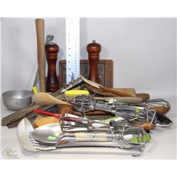 FLAT OF ASSORTED WOODEN/STEEL UTENSILS