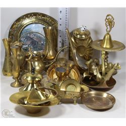 BOX OF ASSORTED BRASS VASES, PLATTERS, MORE