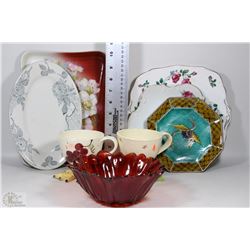 BOX WITH RED GLASS BOWL, SET OF 2 DUCK FEET CUPS,