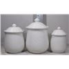 Image 1 : FLAT OF 3 HOME TRENDS WHITE CANNISTERS+LIDS