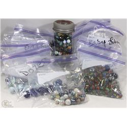 FLAT OF 100'S OF DIFFERENT STYLE+SIZED MARBLES