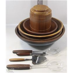 FLAT OF ASSORTED WOODEN BOWLS VARIOUS SIZES