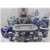 Image 1 : FLAT OF ASSORTED CERAMIC AND PORCELAIN CHINESE
