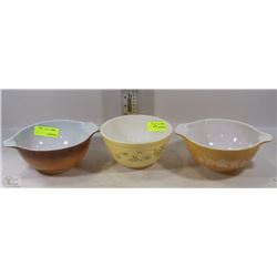 SET OF 3 SMALL SIZED PYREX BOWLS - NON MATCHING