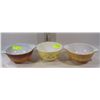 Image 1 : SET OF 3 SMALL SIZED PYREX BOWLS - NON MATCHING